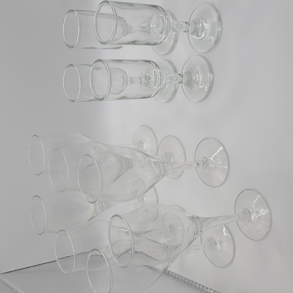 Vintage Champagne Flutes and Shot glasses - Picture 6 of 6